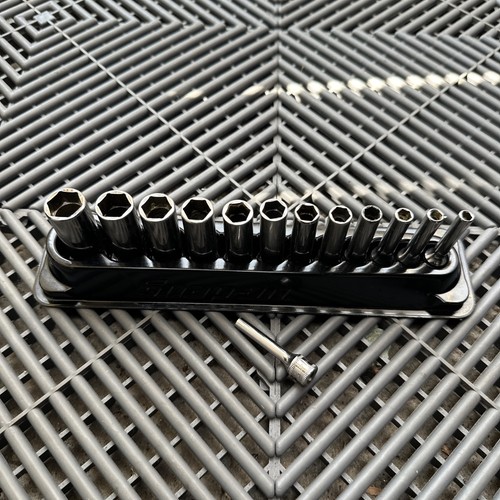 Snap tools deep - on,