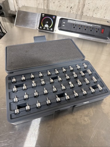 Blue point snapon tools - by,